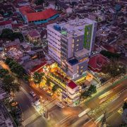 Whiz Prime Hotel Malang (Building)